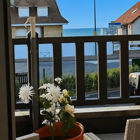 Sea-view Terrace Private Parking Sleeps 6 Appartement